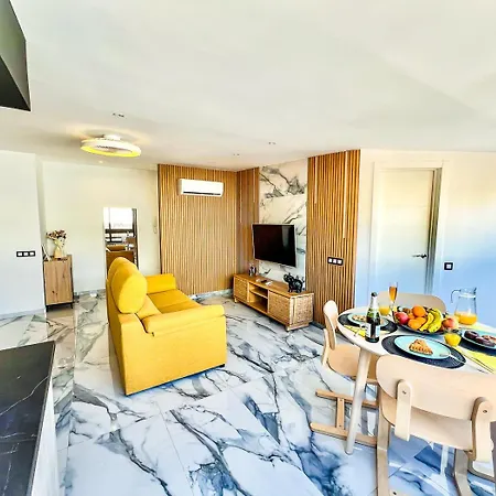 Brisamar Penthouse דירה