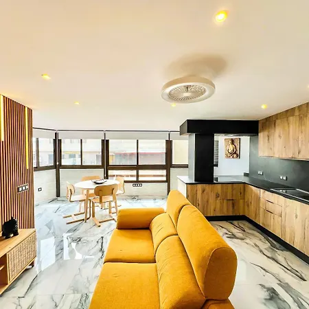 דירה Brisamar Penthouse קנדלריה